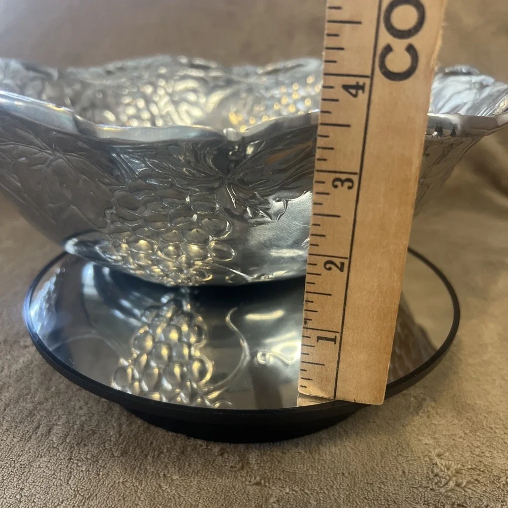 Arthur Court Serving Bowl Grape Collection 12